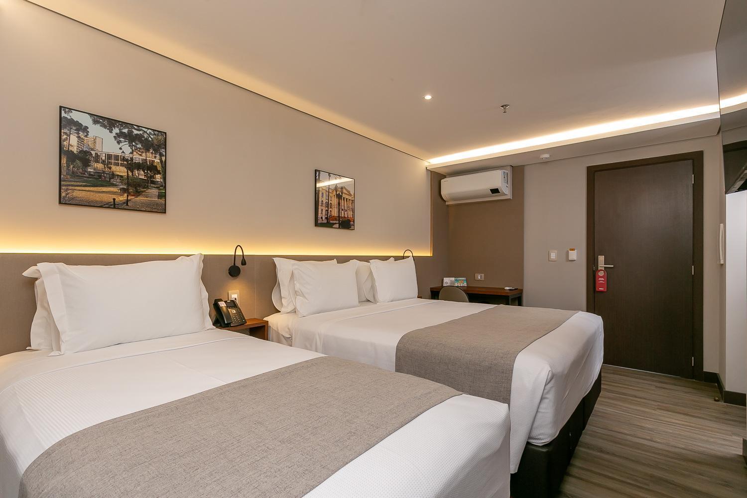 Hotel Roochelle Convention By Nobile Curitiba Exterior foto